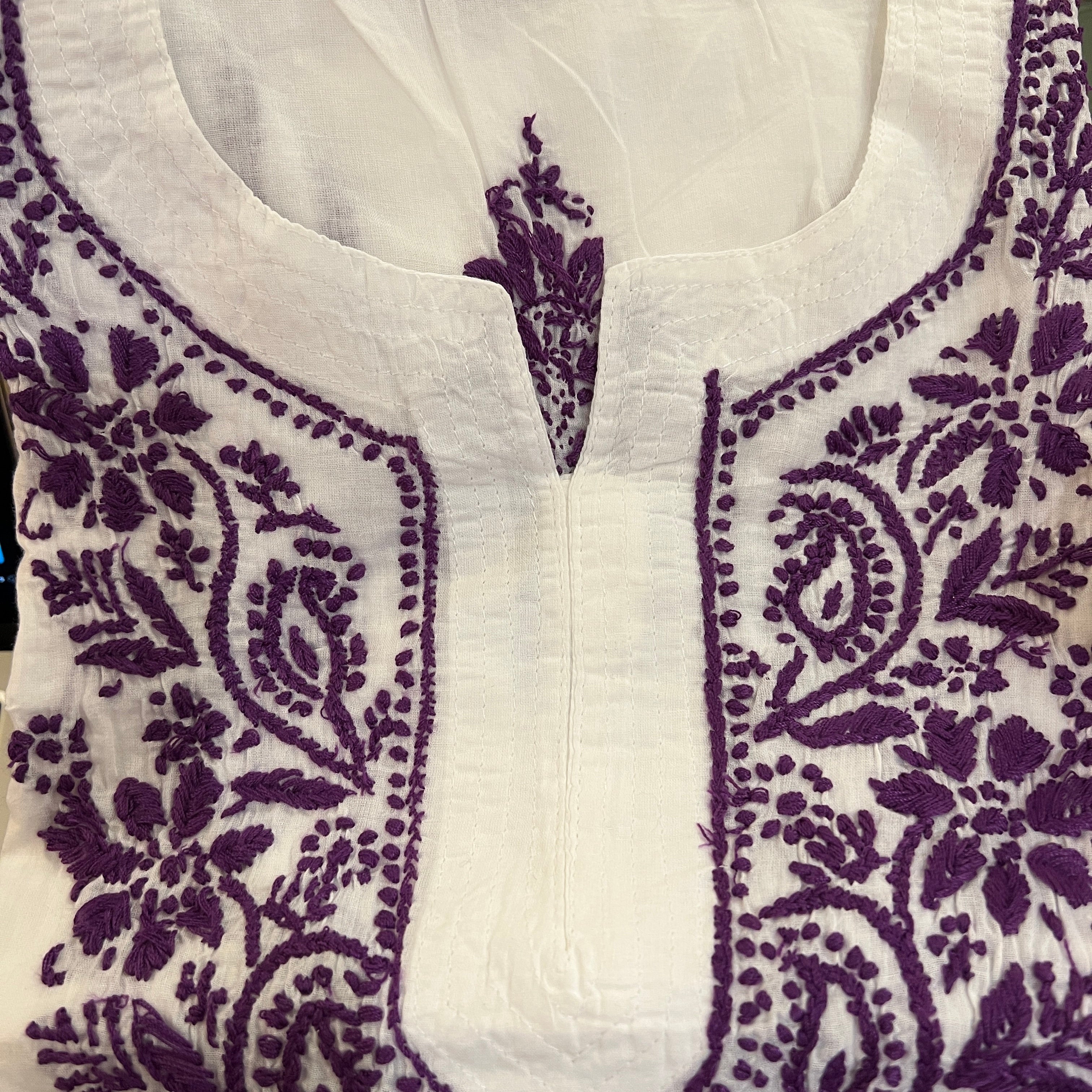 AR Short Embroidered Cotton Tunic Kurti-L - Vintage India NYC