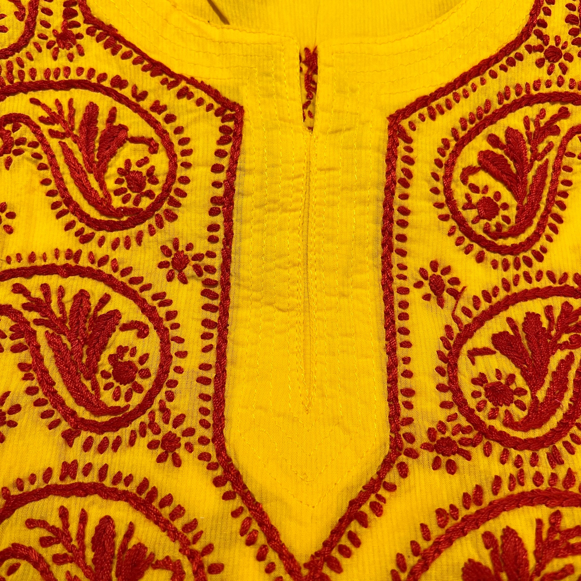 AR Short Embroidered Cotton Tunic Kurti-M - Vintage India NYC